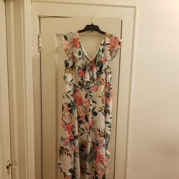 Dress - Picture 3 of 4